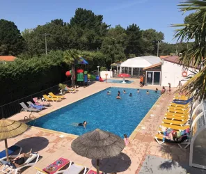 Camping l'Orée des Pins