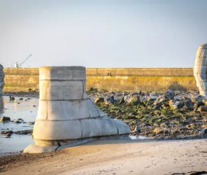 Œuvre du parcours Estuaire réalisée par Deware & Gicquel - Photo : Jérôme Bosger