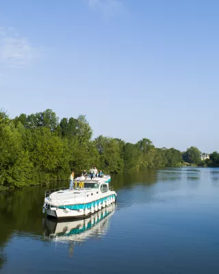 River cruise in the Sarthe Valley: discover the treasures of Sarthe! 