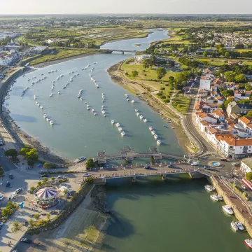Autumn escapade in Saint-Gilles-Croix-de-Vie, a sea of colors and emotions 