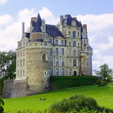 Visit the Château de Brissac: walk in the footsteps of the Dukes of Brissac! 