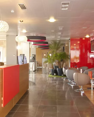 ©holiday-inn-express