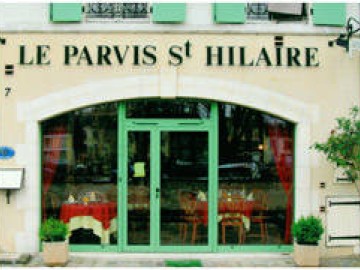 LE PARVIS ST HILAIRE